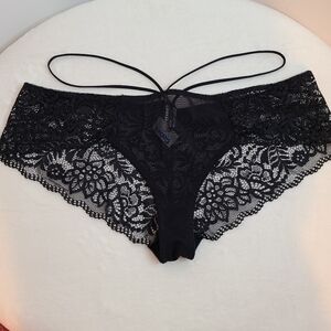 Fashion Nova Strappy Lace Cheeky Hipster Panty Size 2X Black